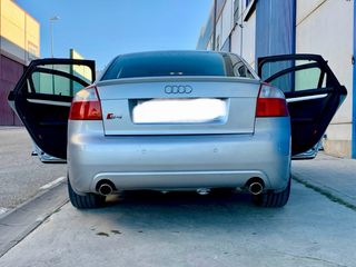 Audi S4 V8 2004