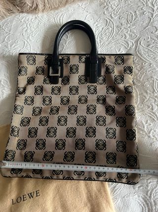 bolso tote Loewe