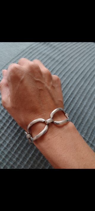 gargantilla, pulsera,anillo cenefas 