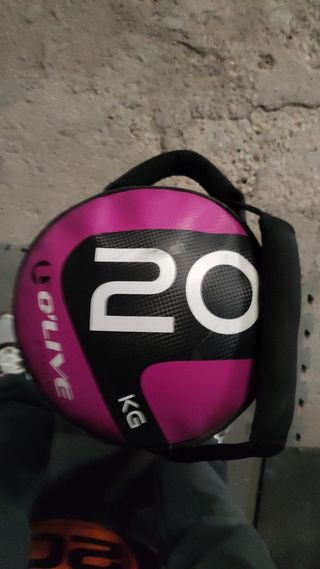 EQUIPAMIENTO PARA GIMNASIOS