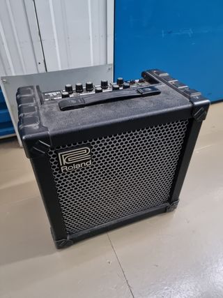 Amplificador Roland Cube 30 Cosm