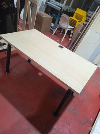 Mesa de oficina Entrega gratuita