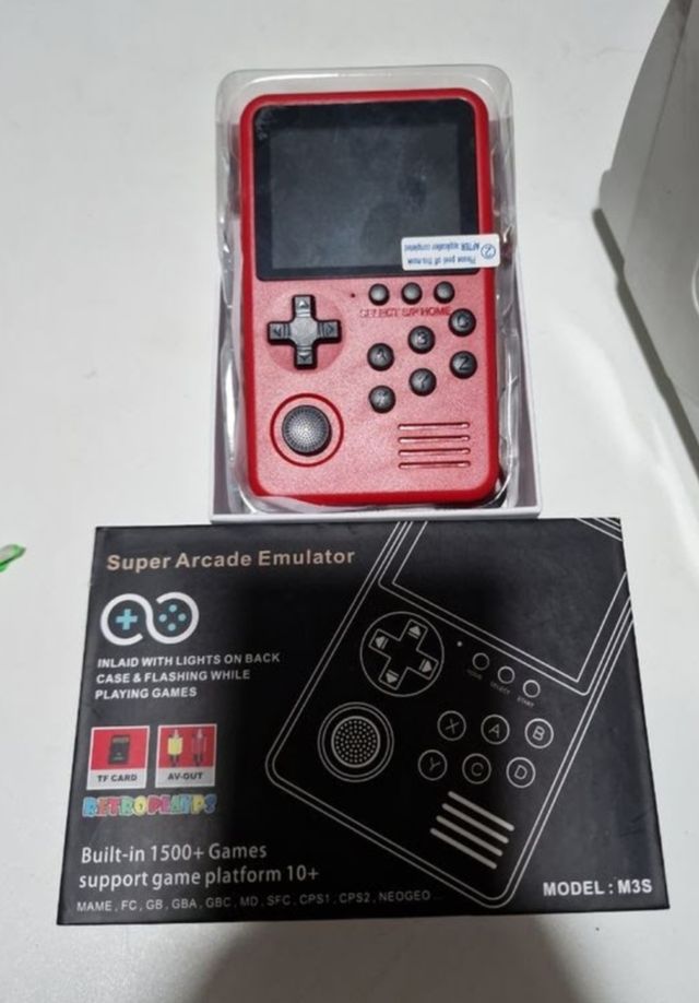 VIDEOCONSOLA TIPO GAMEBOY