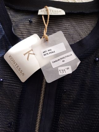 Chaqueta de mujer sin estrenar .