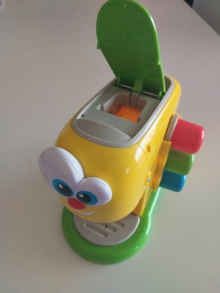 Cafetera infantil interactiva