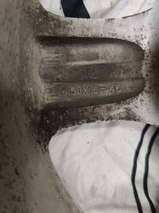 Llantas Hyundai 16 pulgadas 5x114,3 Buje 67,1mm