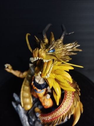 Figura de Goku - Dragón ball