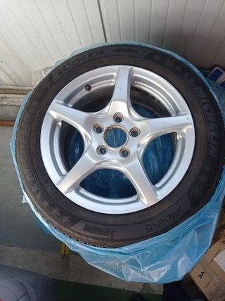 Llantas Honda S2000 16" con neumáticos de invierno