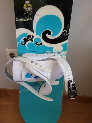 Tabla snowboard rossignol y botas