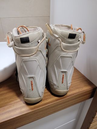 Tabla snowboard rossignol y botas