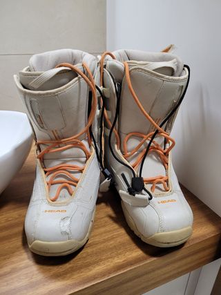 Tabla snowboard rossignol y botas