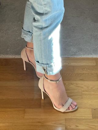 Sandalias de tacón rosa clarito de Lodi