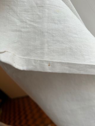 Lenzuolo in lino con pizzo