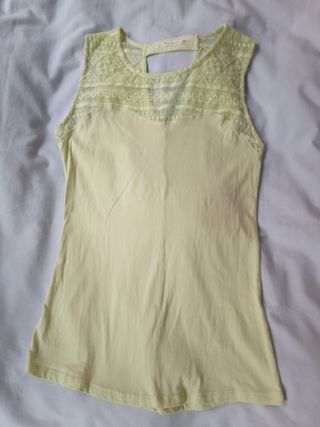 Top pistacho Bershka M