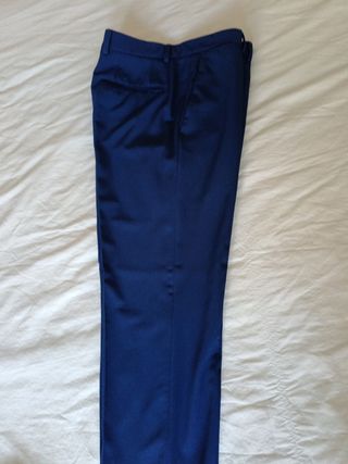 Traje Zara chico