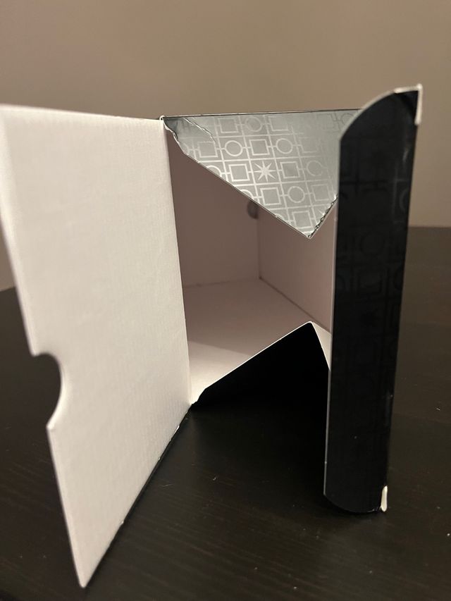 scatola Bulgari Roma nera con scritta ottone