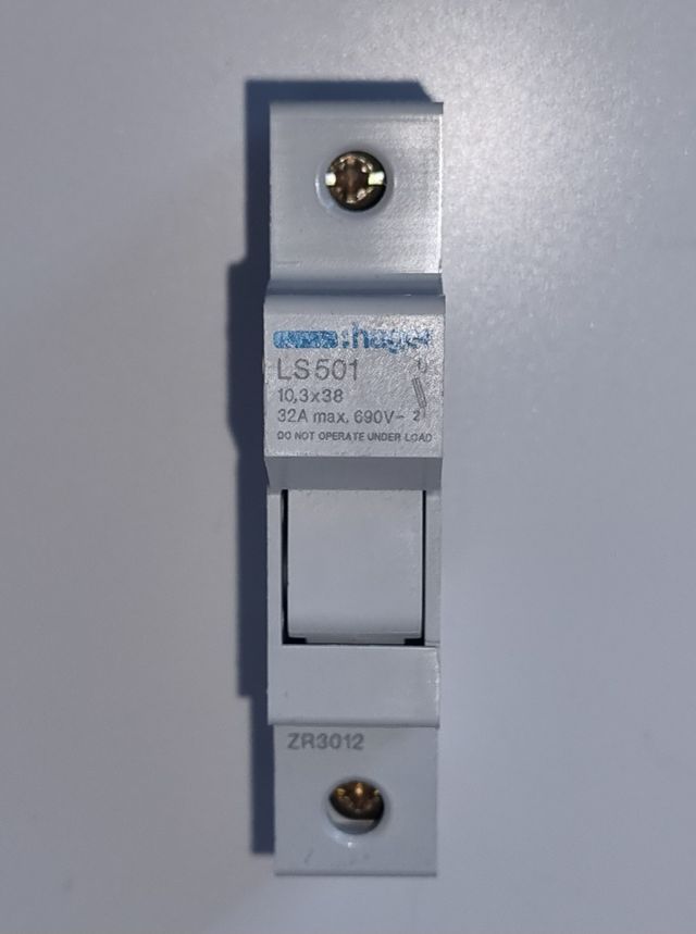 10 PORTA FUSIBILI hager MODULO 1DIN PORTAFUSIBILI