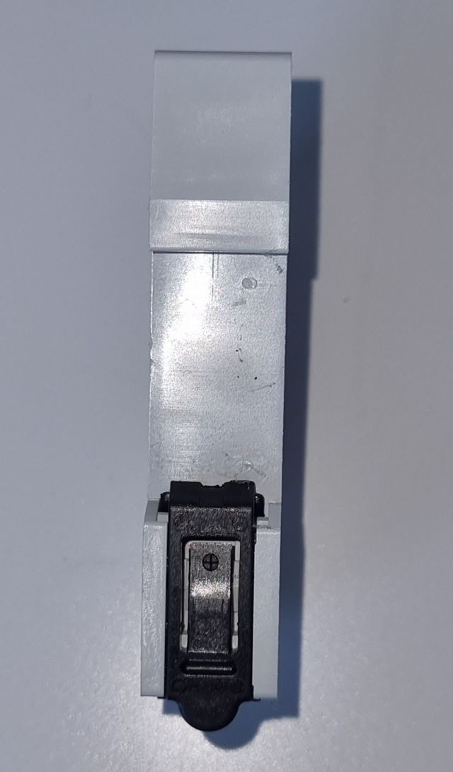 10 PORTA FUSIBILI hager MODULO 1DIN PORTAFUSIBILI