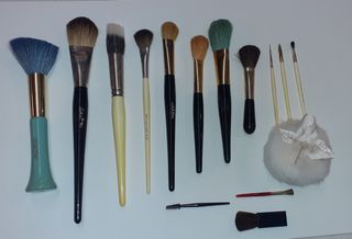 JUEGO DE PINCELES PROFESIONALES