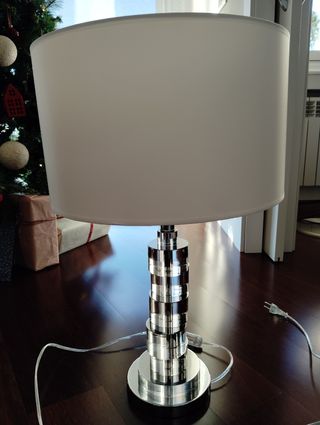 Lámpara de mesa