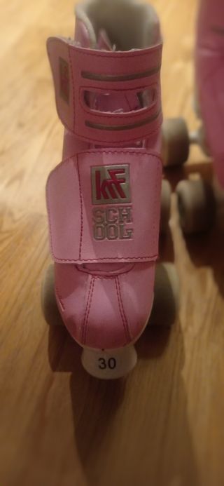 Patines artísticos KRF. 4 ruedas. Talla 30