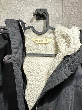 Abrigo Hollister Negro mujer talla S