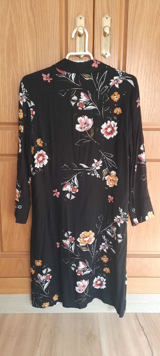 Vestido camisero de flores