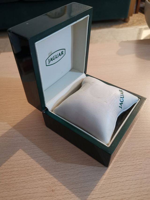 Caja para reloj jaguar