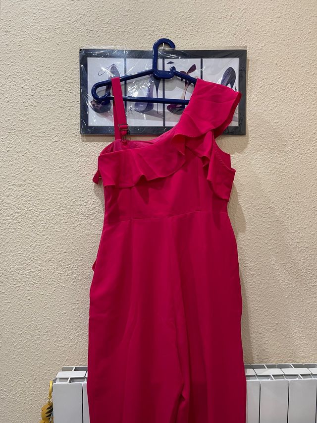 Vestido pantalón tipo mono color fucsia