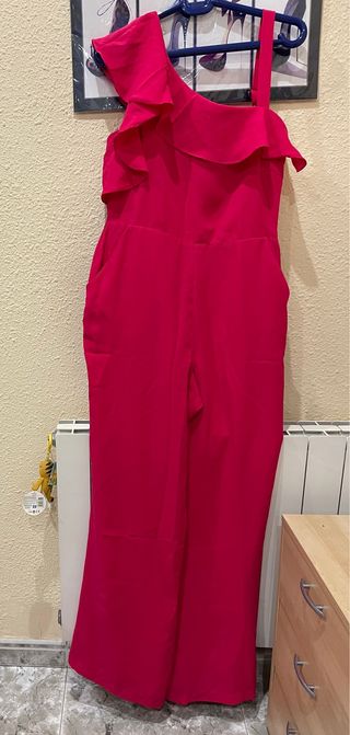 Vestido pantalón tipo mono color fucsia