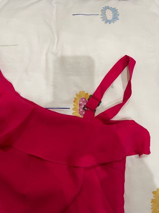 Vestido pantalón tipo mono color fucsia