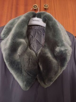 GABARDINA 3/4 CON PELO ALREDEDOR DEL CUELLO