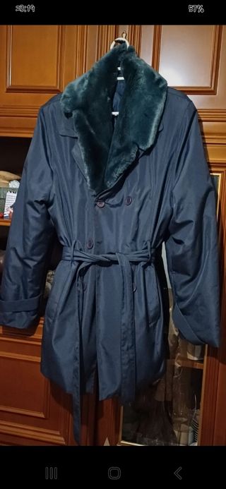 GABARDINA 3/4 CON PELO ALREDEDOR DEL CUELLO