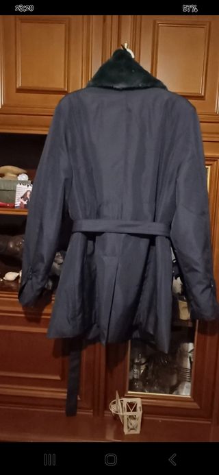 GABARDINA 3/4 CON PELO ALREDEDOR DEL CUELLO