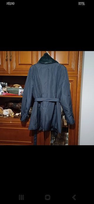 GABARDINA 3/4 CON PELO ALREDEDOR DEL CUELLO