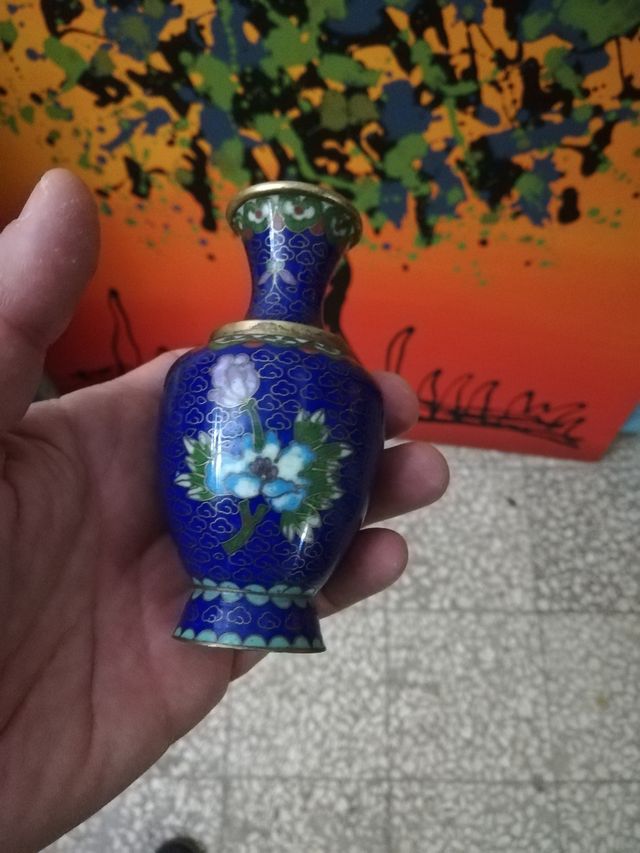 Vaso blu Cloisonné cinese 8" con Peonie