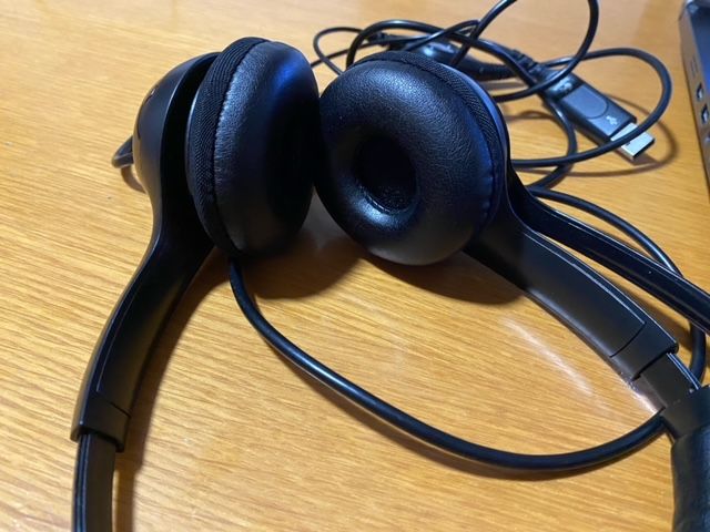 Cuffie Logitech stereo con microfono