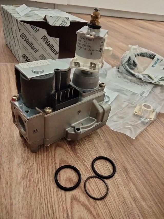 Válvula de gas marca vaillant ref.053473