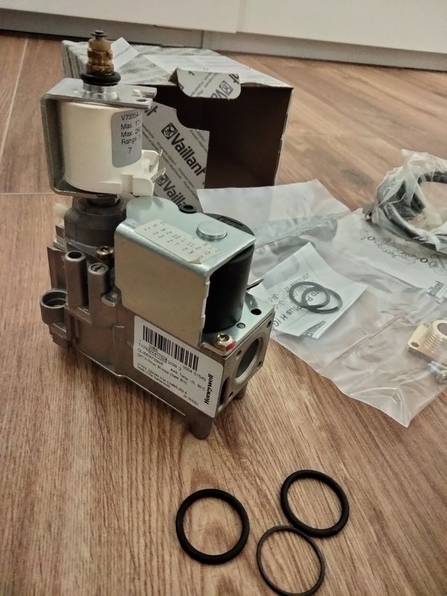 Válvula de gas marca vaillant ref.053473
