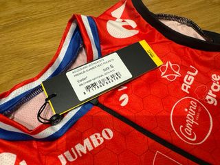 NUEVO. TALLA S. CHALECO JUMBO CAMPEÓN HOLANDA