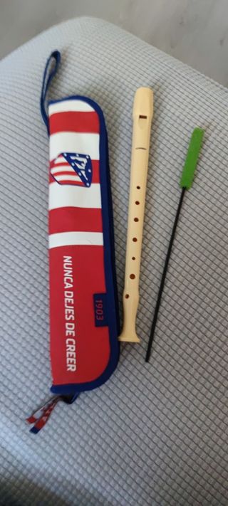 FLAUTA HONNER CON FUNDA ATL. DE MADRID 