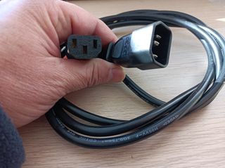 Cable prolongador de alimentación IEC 2,30 metros