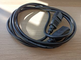 Cable prolongador de alimentación IEC 2,30 metros