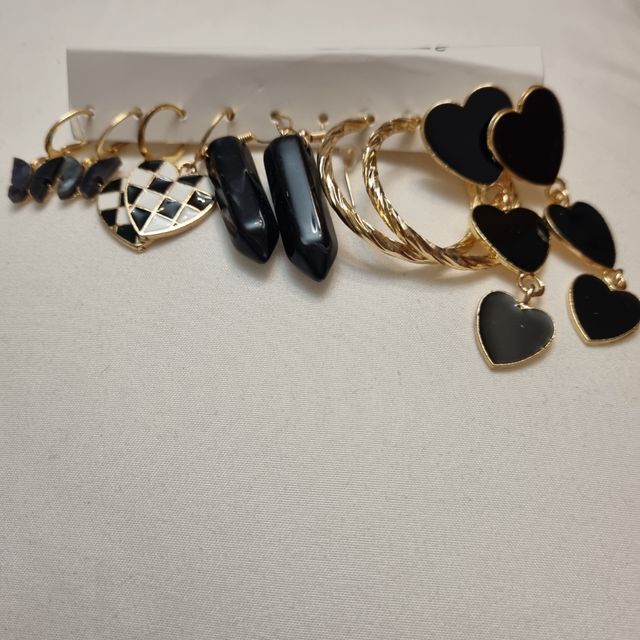 Lote 5 pares de pendientes NUEVOS