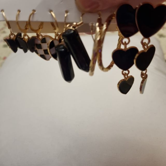 Lote 5 pares de pendientes NUEVOS