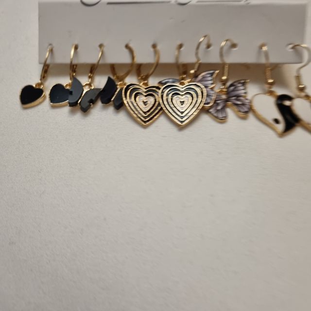 Lote 5 pared de pendientes NUEVOS todo 5e.