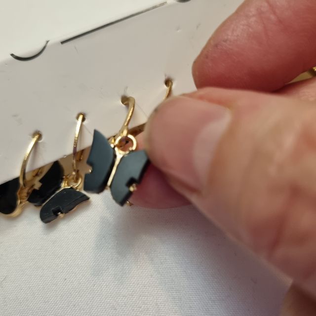 Lote 5 pared de pendientes NUEVOS todo 5e.