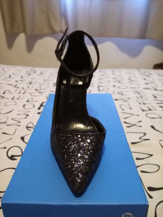 Zapatos negro brillantes 