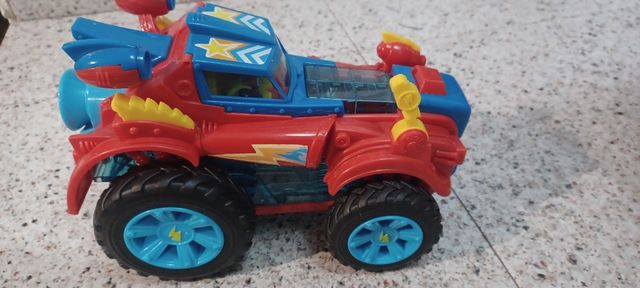 Coche Rojo Superthings