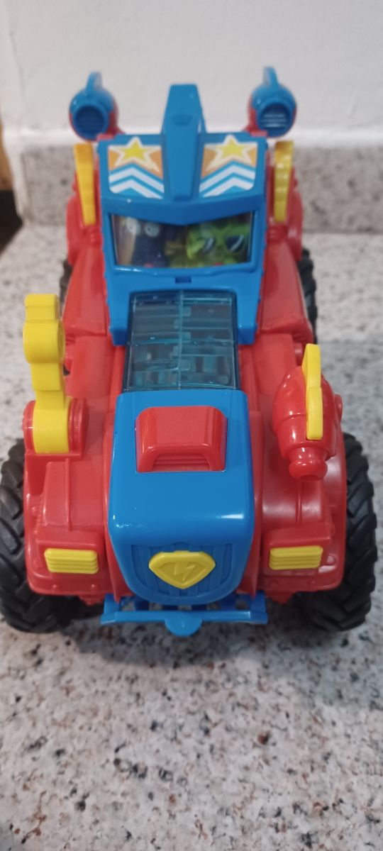 Coche Rojo Superthings